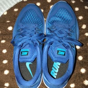 Royal blue nike tennis shoes!!